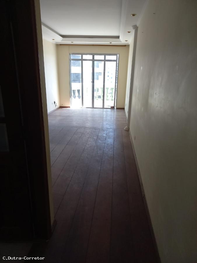 Apartamento à venda com 2 quartos, 80m² - Foto 5