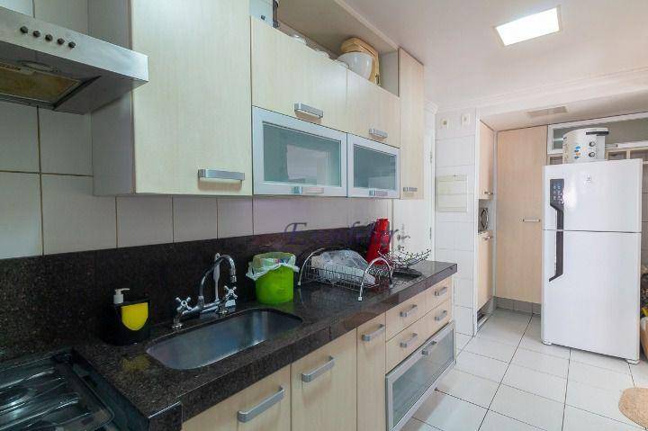 Apartamento à venda com 3 quartos, 228m² - Foto 21