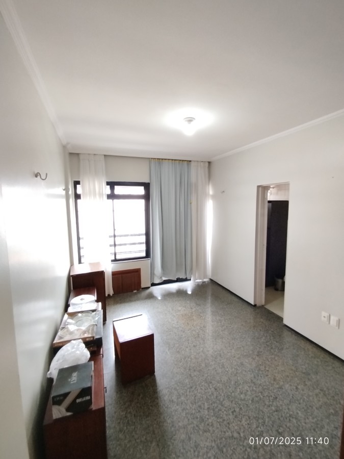 Apartamento para alugar com 3 quartos, 197m² - Foto 29