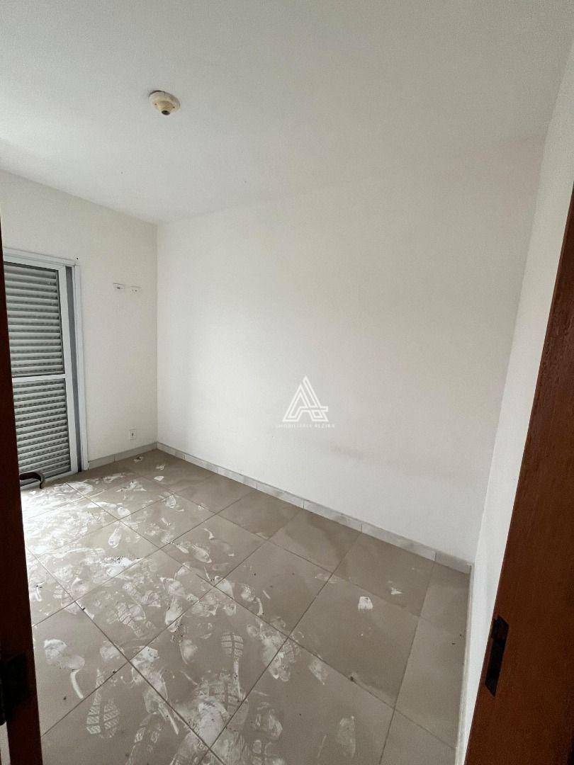 Apartamento à venda com 2 quartos, 75m² - Foto 15