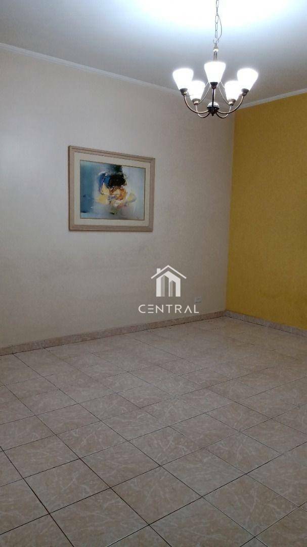 Sobrado à venda com 3 quartos, 170m² - Foto 2