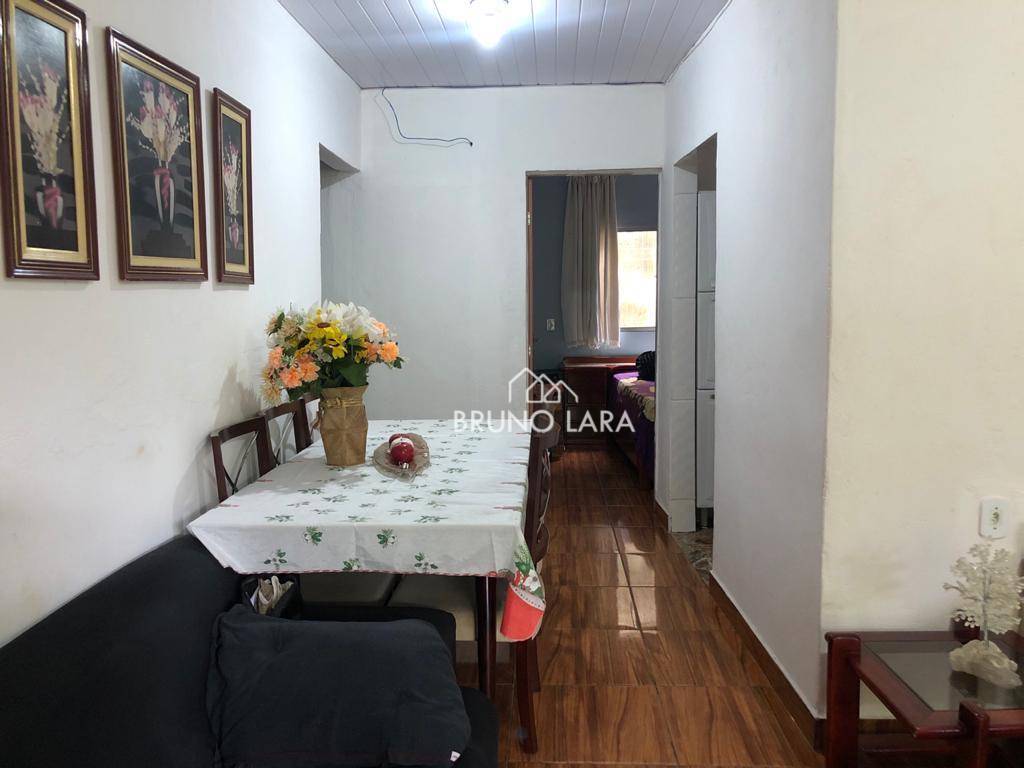 Casa à venda com 5 quartos, 200m² - Foto 10