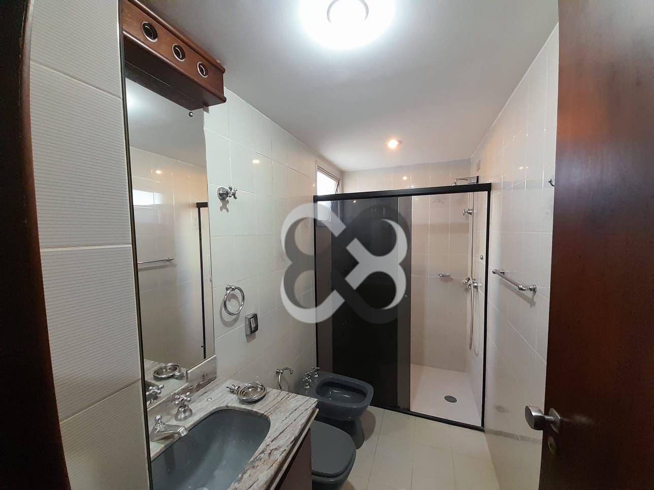 Apartamento à venda com 3 quartos, 140m² - Foto 28