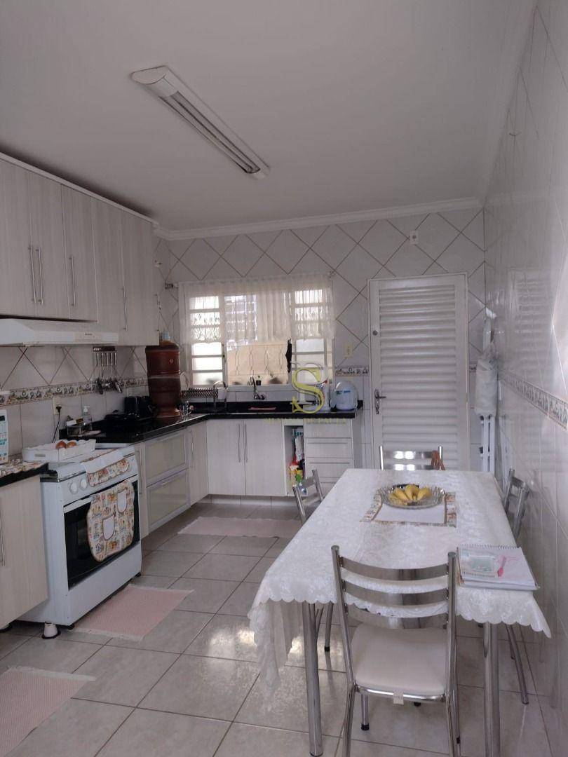 Casa à venda com 3 quartos, 140m² - Foto 6