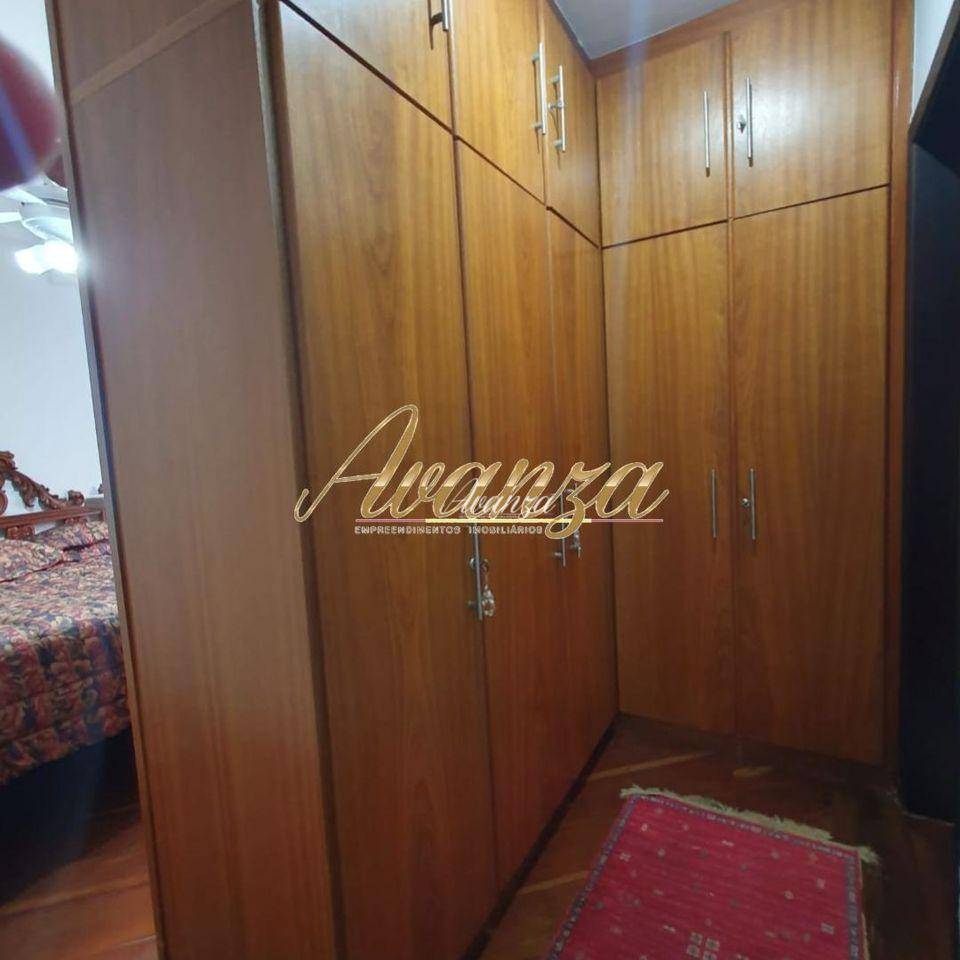 Casa à venda com 4 quartos, 315m² - Foto 19