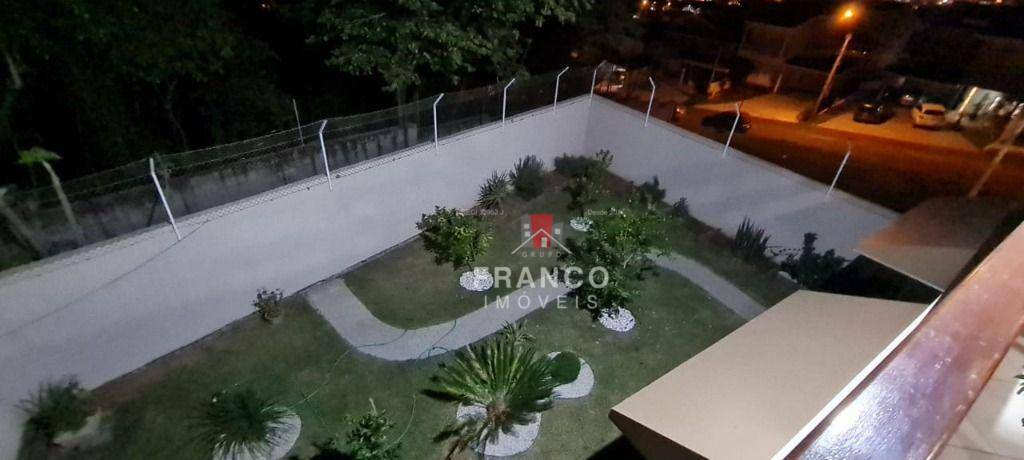 Casa de Condomínio à venda com 4 quartos, 357m² - Foto 25