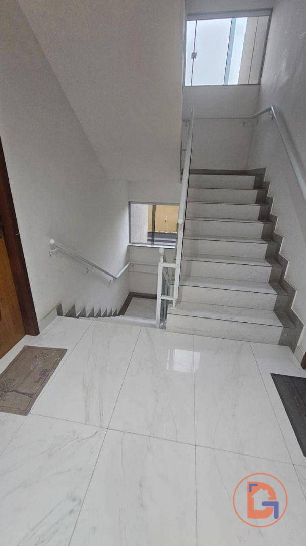 Apartamento à venda com 3 quartos, 135m² - Foto 26