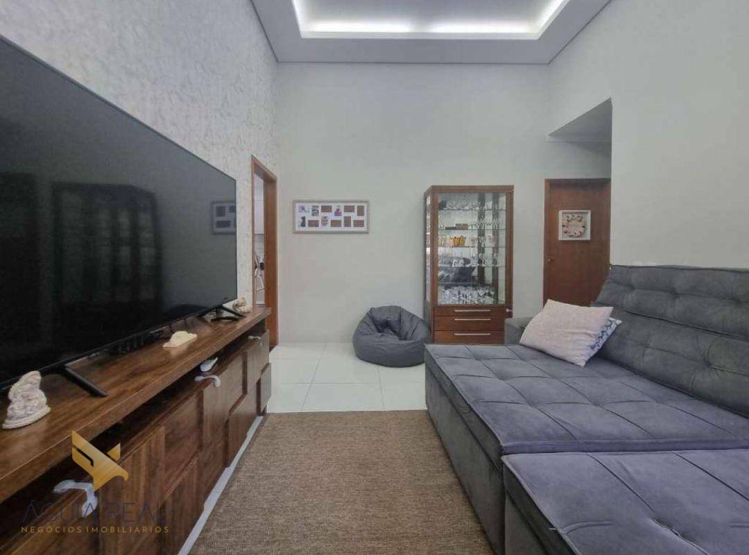 Casa à venda com 3 quartos, 130m² - Foto 4