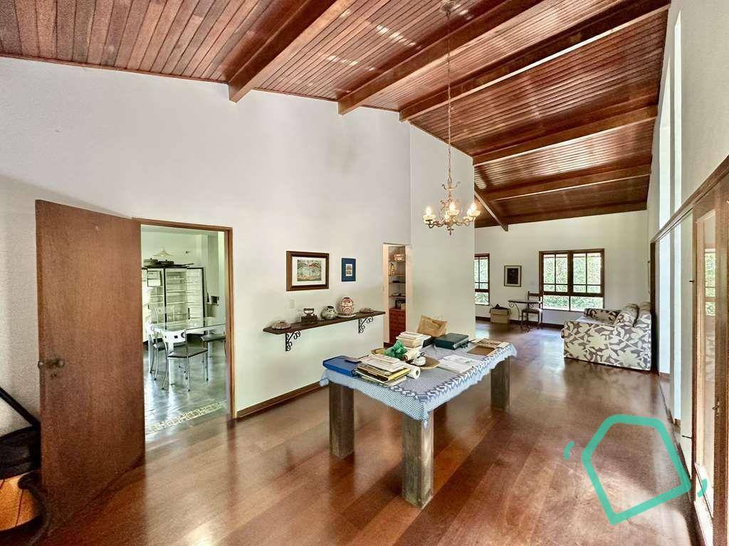 Casa de Condomínio à venda com 4 quartos, 417m² - Foto 3