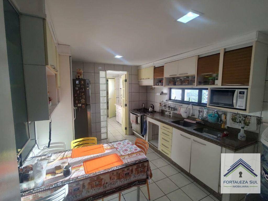 Apartamento à venda com 3 quartos, 164m² - Foto 14