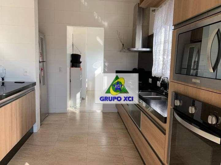 Casa de Condomínio à venda com 3 quartos, 330m² - Foto 14