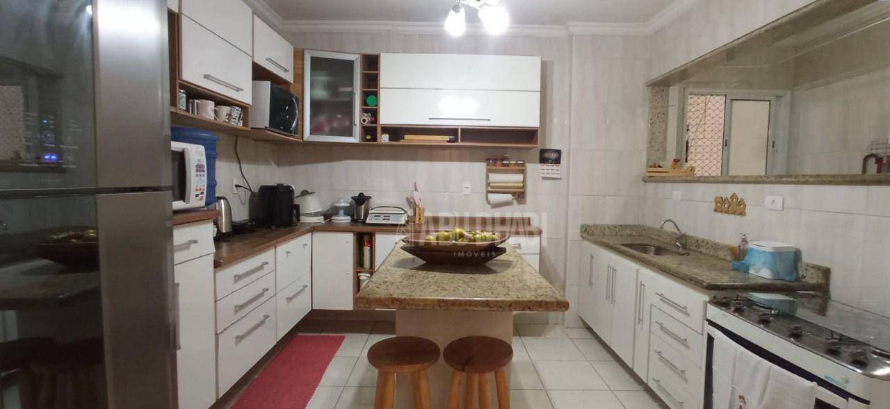 Apartamento à venda com 2 quartos, 127m² - Foto 10