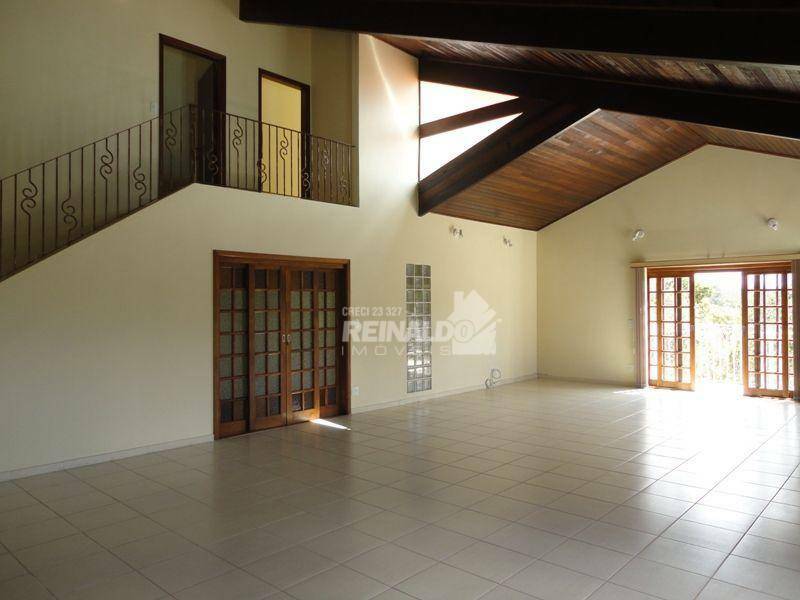 Casa de Condomínio para alugar com 3 quartos, 250m² - Foto 8