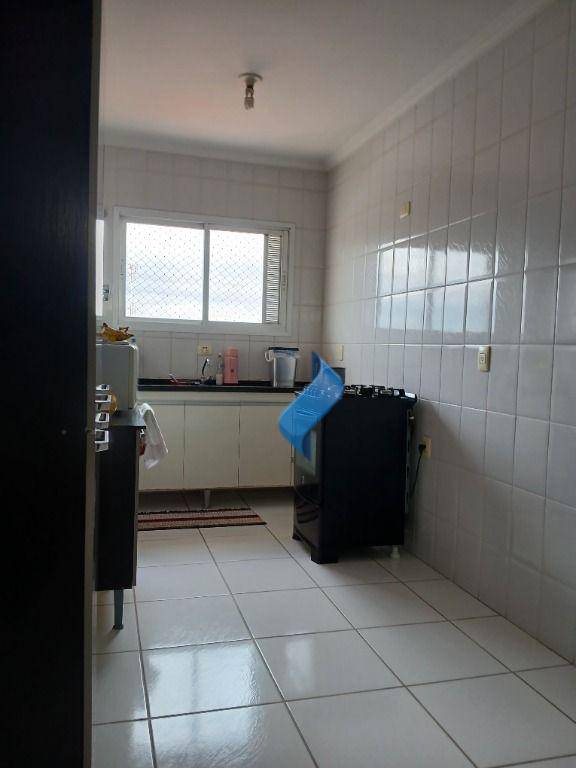 Apartamento à venda com 2 quartos, 66m² - Foto 16