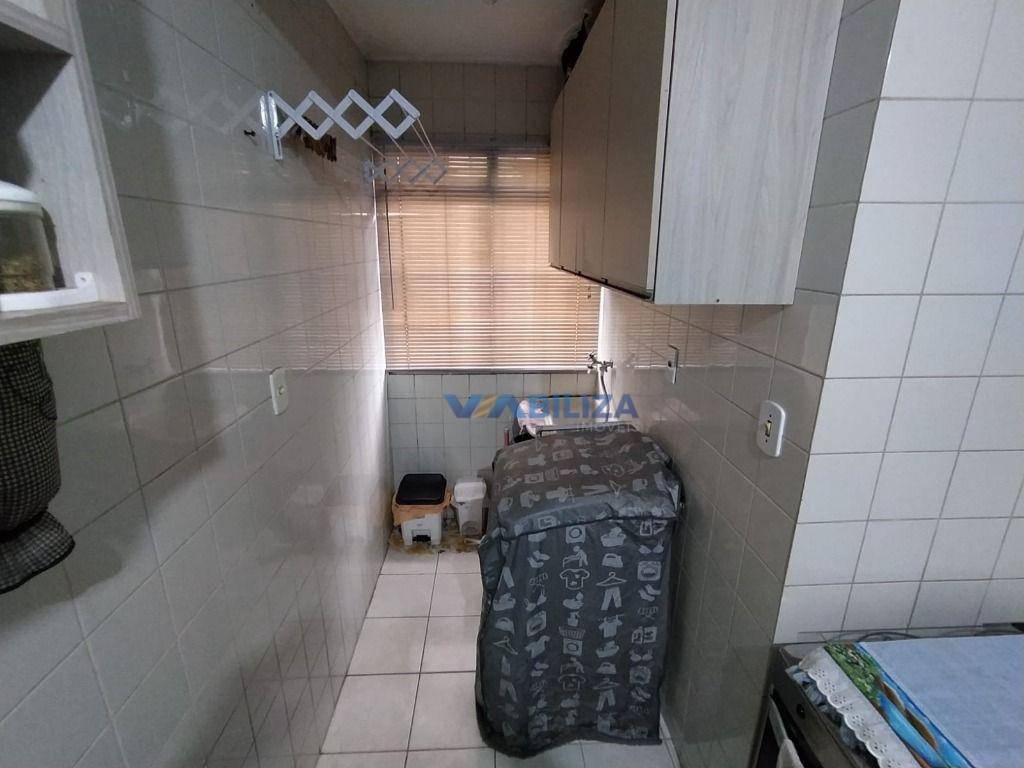 Apartamento à venda com 2 quartos, 56m² - Foto 17