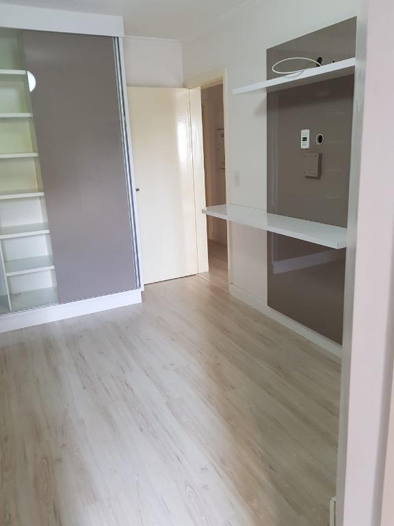 Apartamento à venda com 3 quartos, 110m² - Foto 11