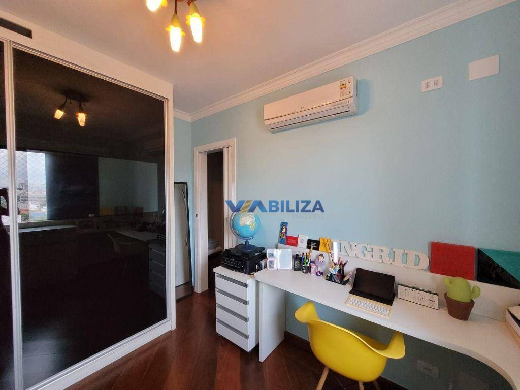 Cobertura à venda com 3 quartos, 240m² - Foto 17