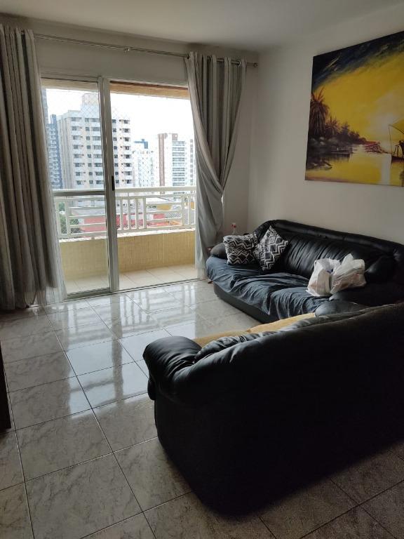 Apartamento à venda com 3 quartos, 90m² - Foto 3