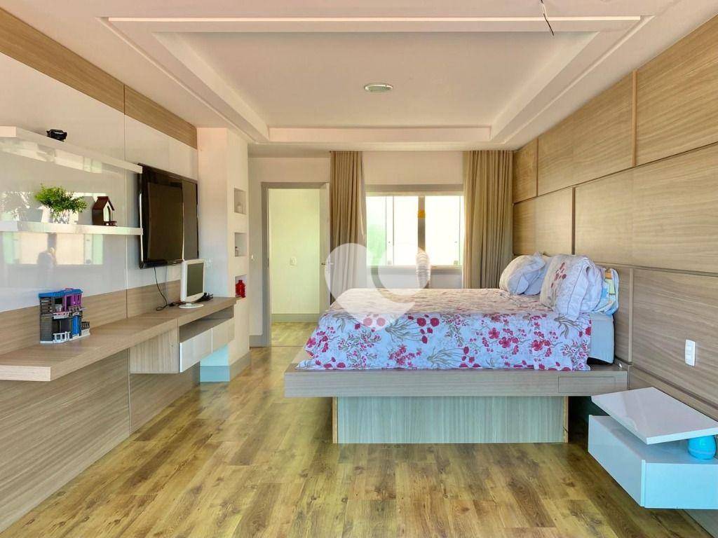 Casa para alugar com 4 quartos, 415m² - Foto 13