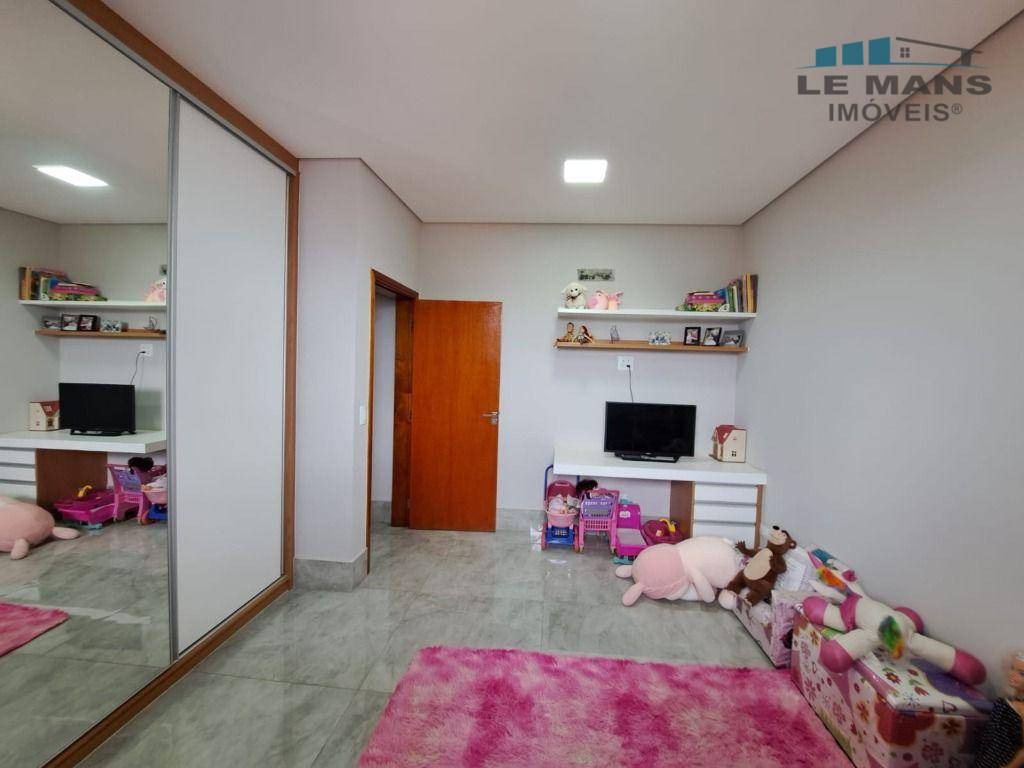 Casa de Condomínio à venda e aluguel com 3 quartos, 280m² - Foto 33