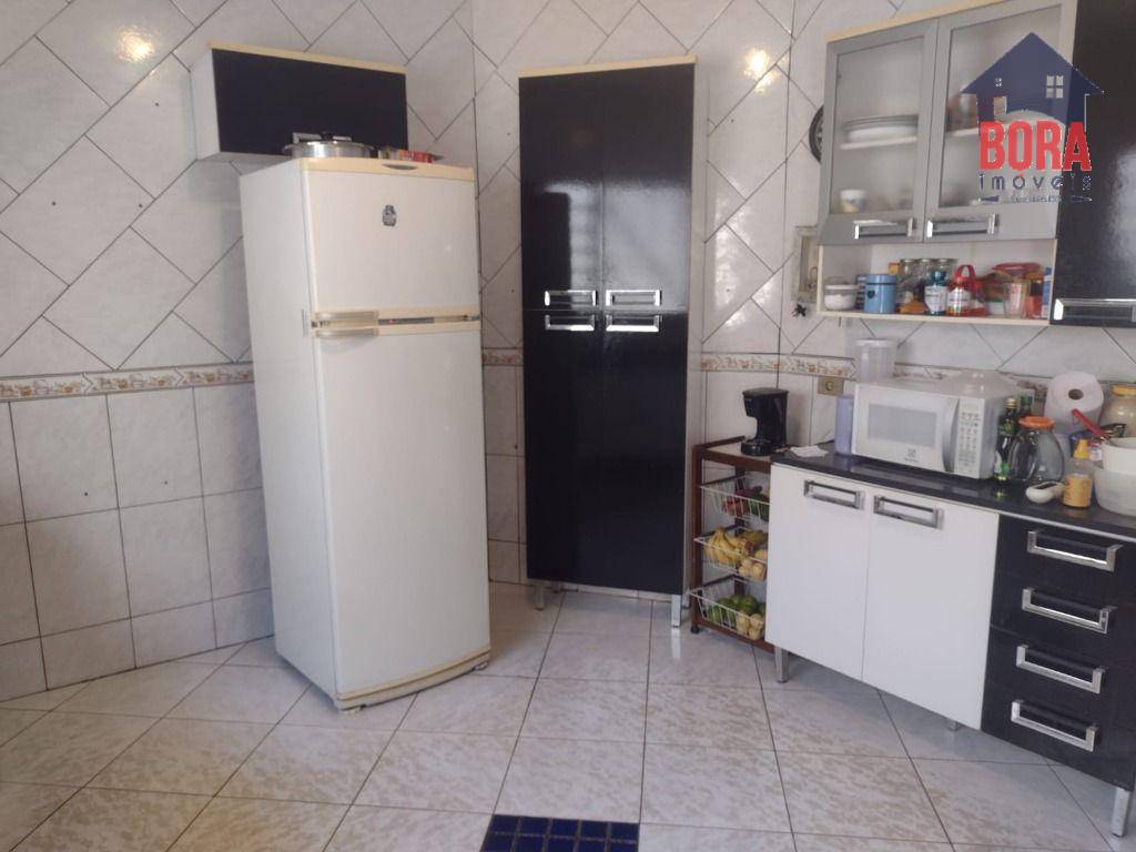 Casa à venda com 3 quartos, 190m² - Foto 19