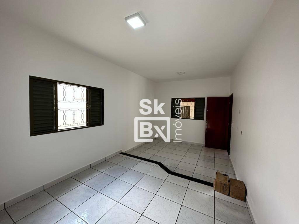 Casa à venda com 3 quartos, 168m² - Foto 13