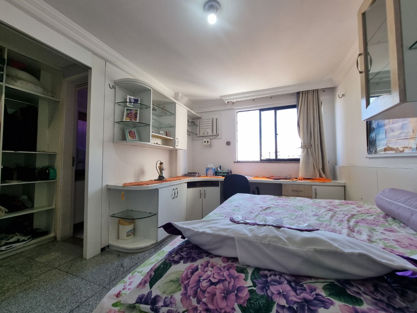 Apartamento para alugar com 3 quartos, 168m² - Foto 9