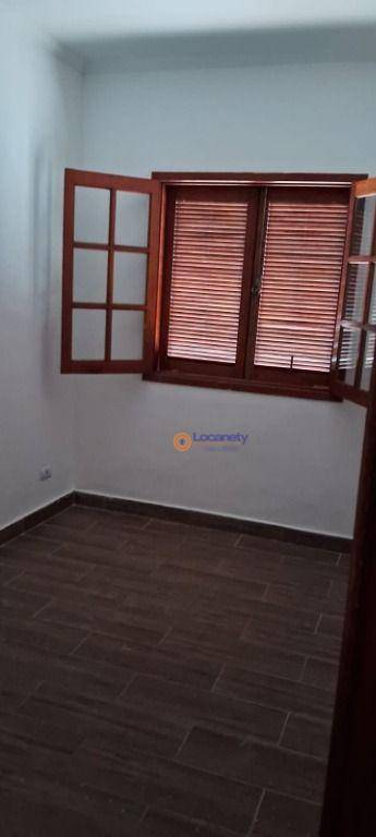 Casa de Condomínio à venda e aluguel com 3 quartos, 130m² - Foto 17