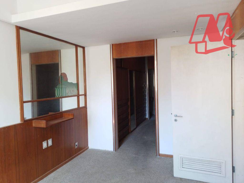 Casa à venda e aluguel com 3 quartos, 371m² - Foto 27