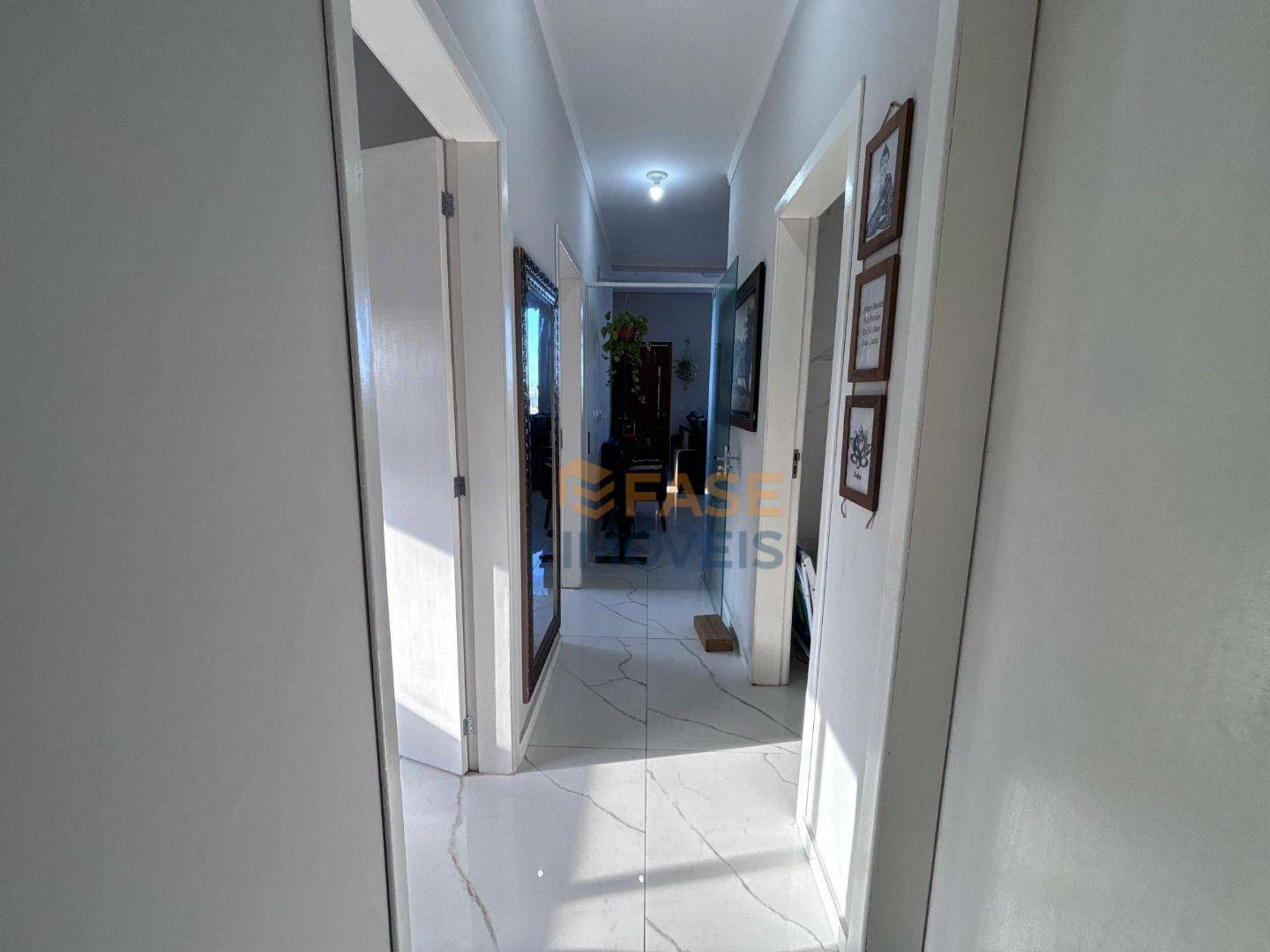 Casa à venda com 3 quartos, 144m² - Foto 10