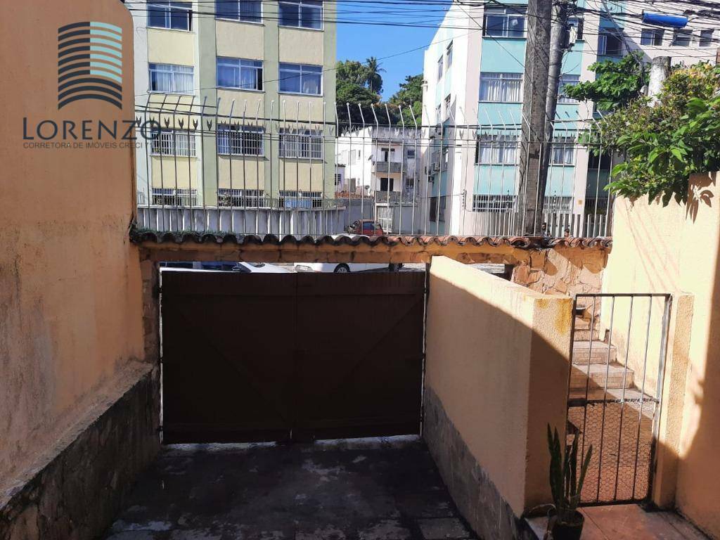 Casa à venda e aluguel com 4 quartos, 250m² - Foto 18