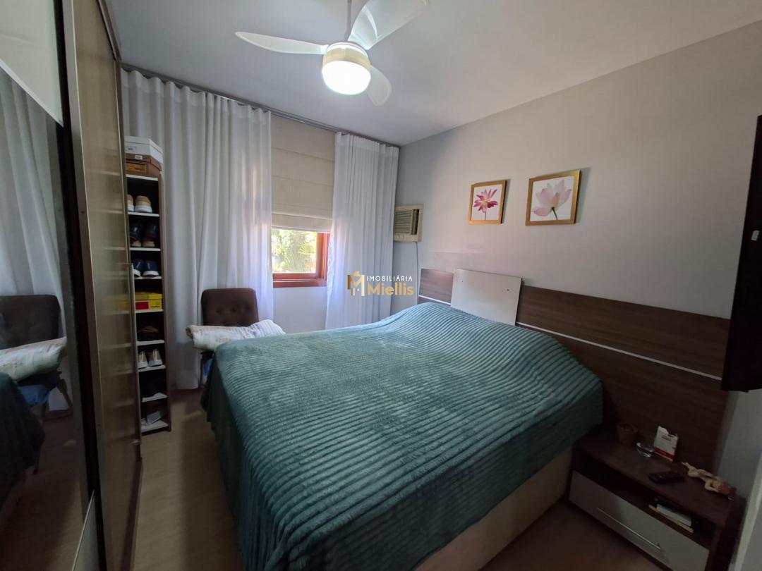 Casa à venda com 4 quartos, 210m² - Foto 9