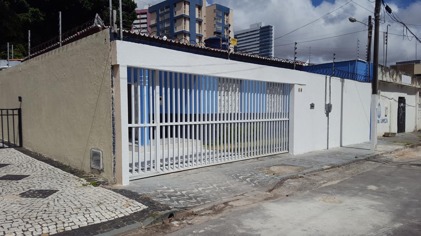 Prédio Inteiro para alugar com 4 quartos - Foto 1