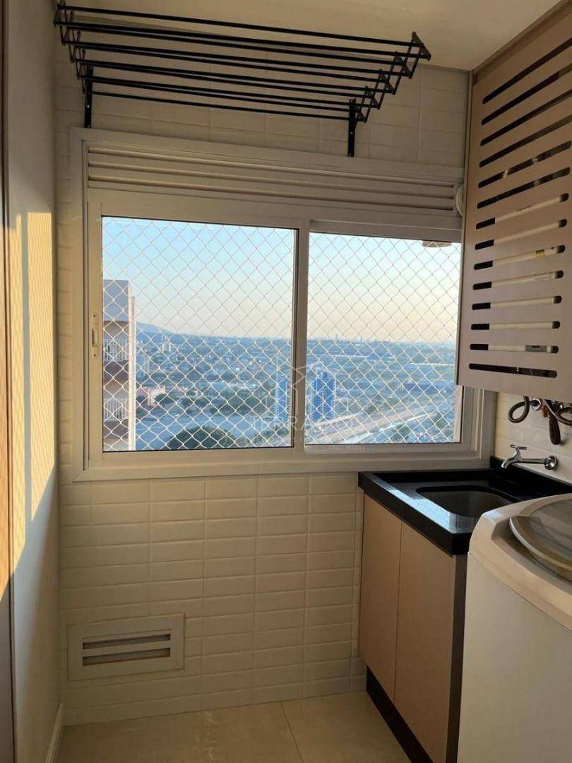 Apartamento à venda com 3 quartos, 119m² - Foto 11