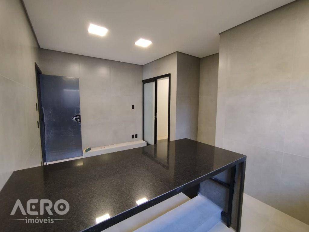 Casa de Condomínio à venda com 3 quartos, 243m² - Foto 36