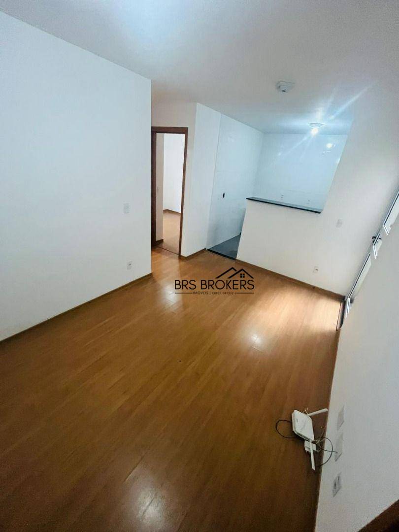 Apartamento à venda com 2 quartos, 38m² - Foto 7