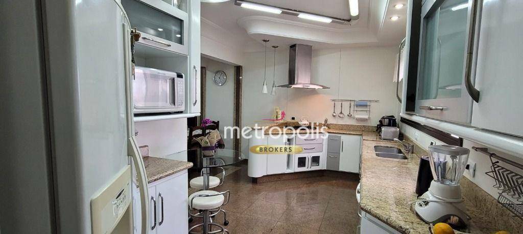 Apartamento à venda com 3 quartos, 224m² - Foto 7