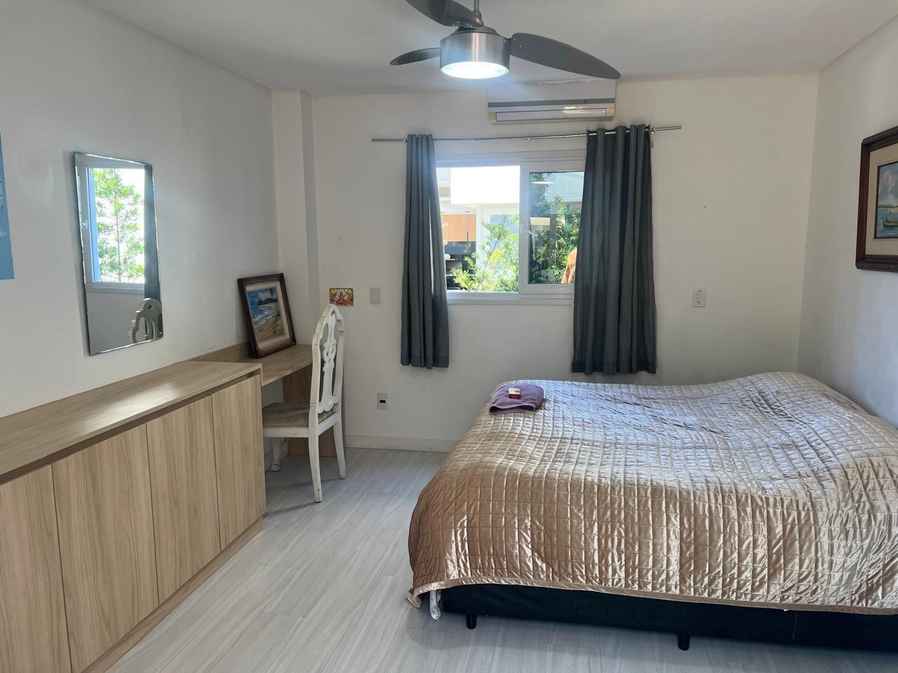 Casa de Condomínio para alugar com 3 quartos, 357m² - Foto 16