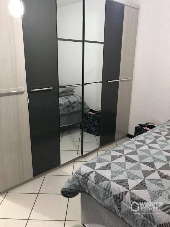 Apartamento à venda com 2 quartos, 70m² - Foto 6