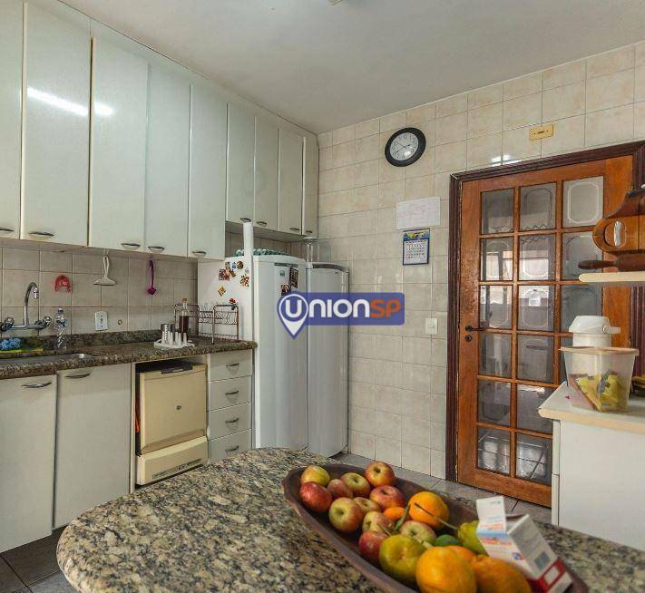 Cobertura à venda e aluguel com 3 quartos, 202m² - Foto 15