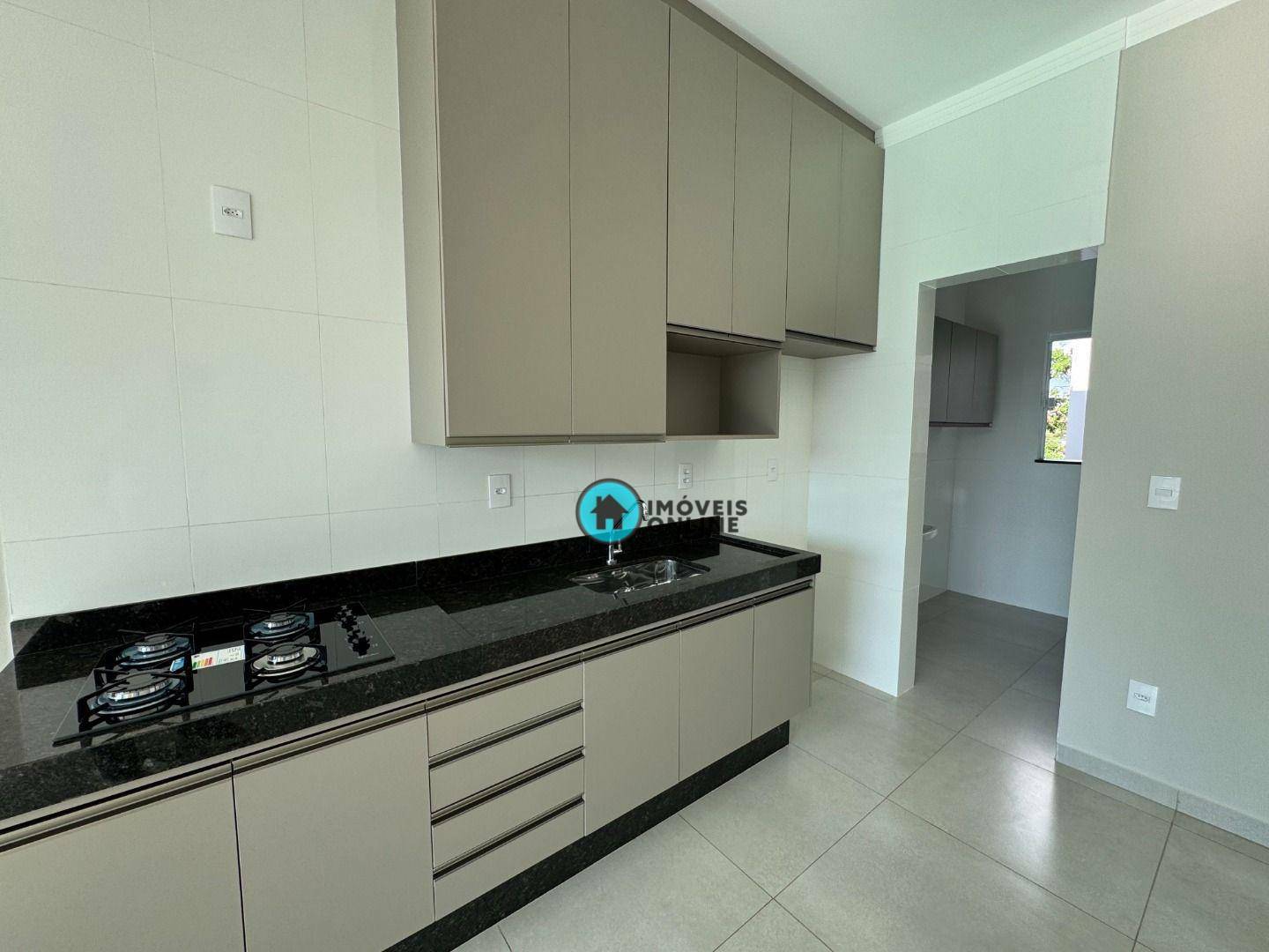 Apartamento à venda com 2 quartos, 85m² - Foto 3