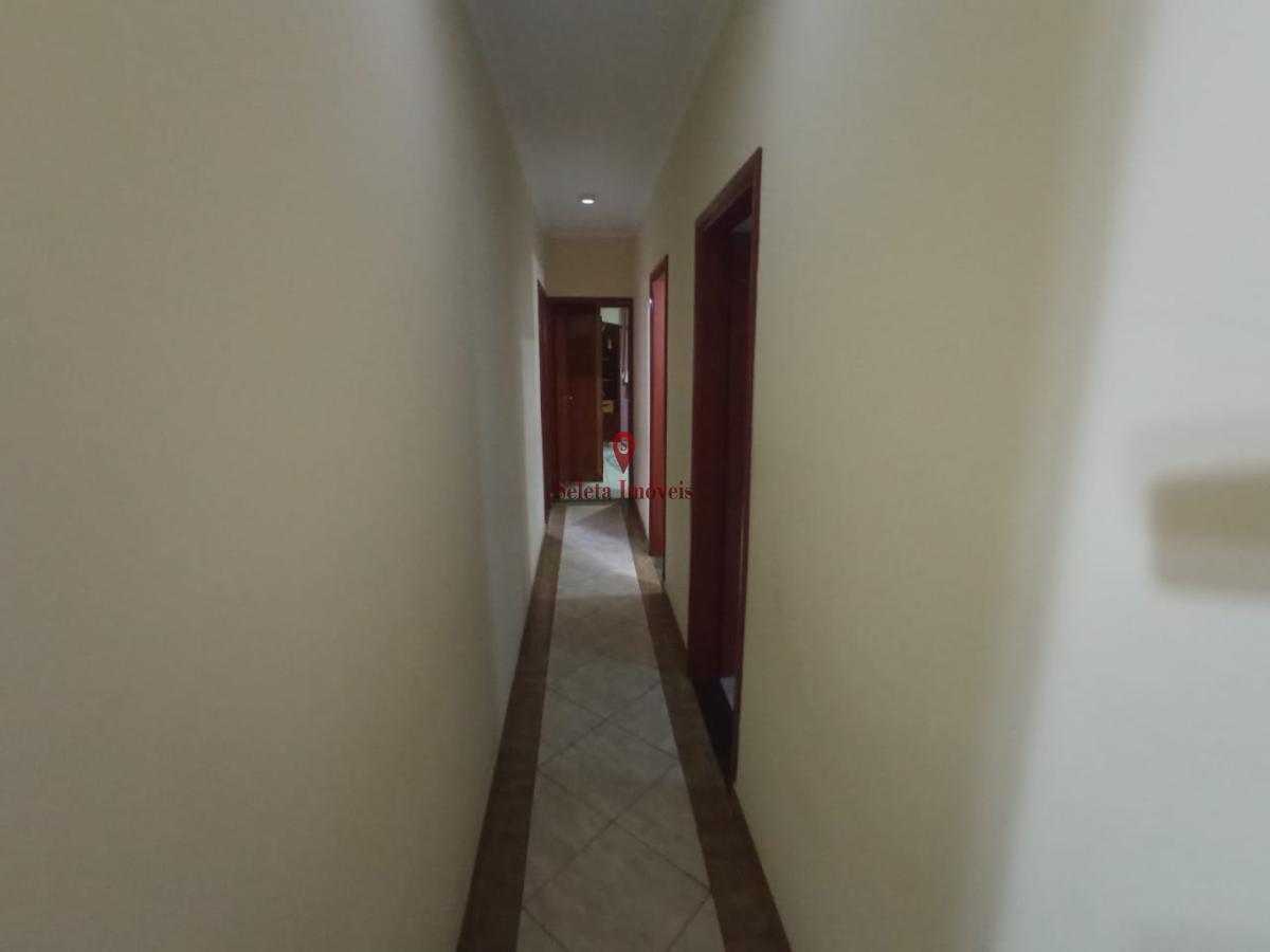 Casa à venda com 3 quartos, 200m² - Foto 9