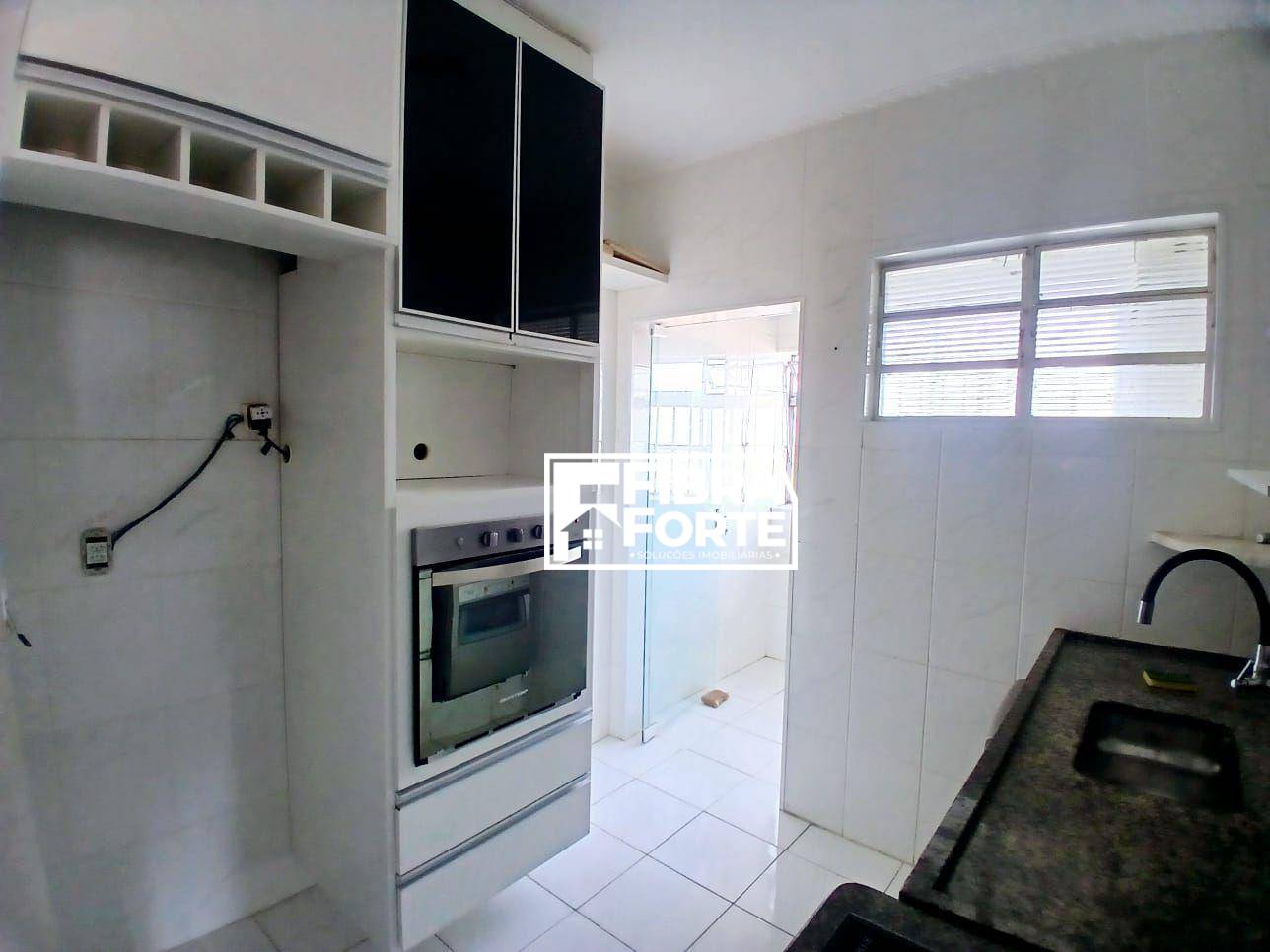 Apartamento à venda com 2 quartos, 70m² - Foto 9