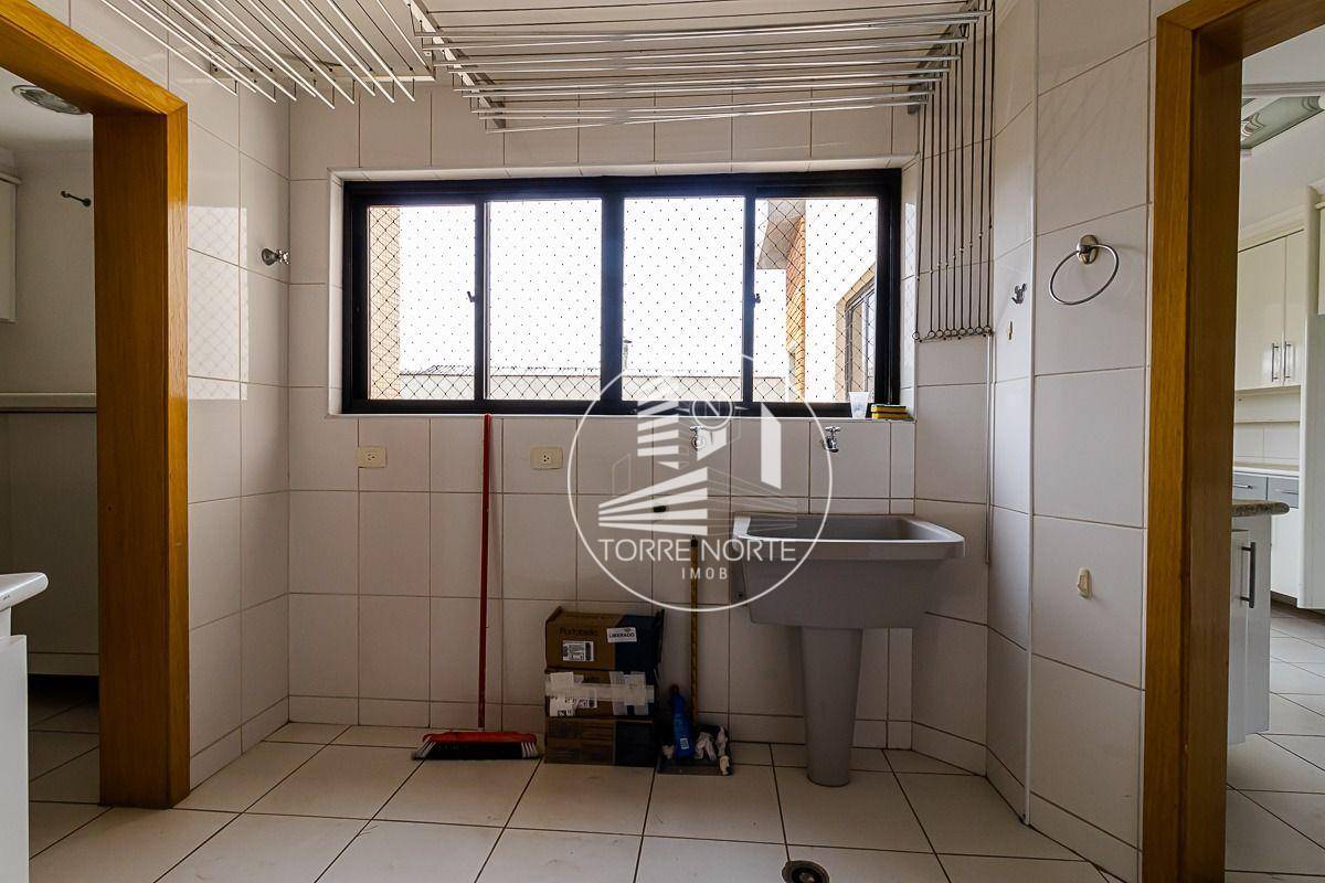 Apartamento à venda com 4 quartos, 196m² - Foto 10