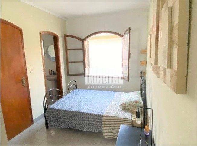 Sobrado à venda com 5 quartos, 182m² - Foto 24