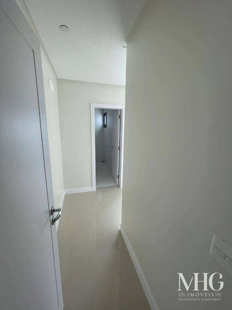 Apartamento à venda com 4 quartos, 182m² - Foto 20