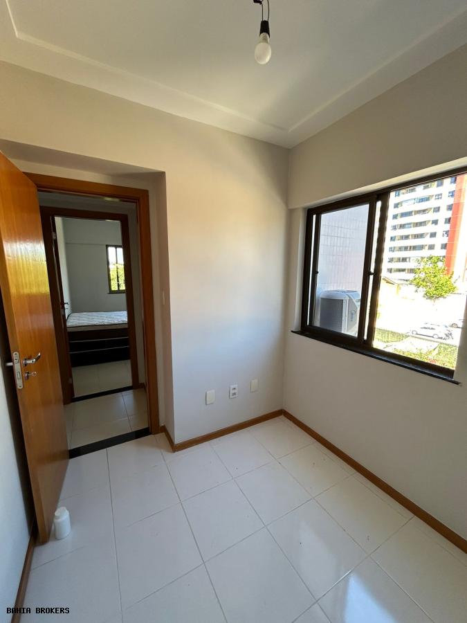 Apartamento à venda com 3 quartos, 85m² - Foto 1