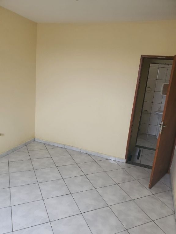 Sobrado à venda com 2 quartos, 115m² - Foto 8