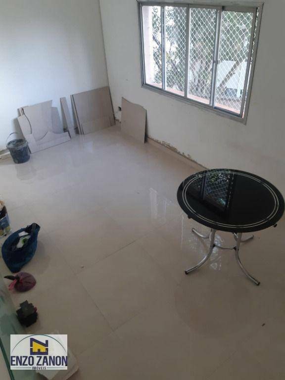 Apartamento à venda e aluguel com 2 quartos, 62m² - Foto 11