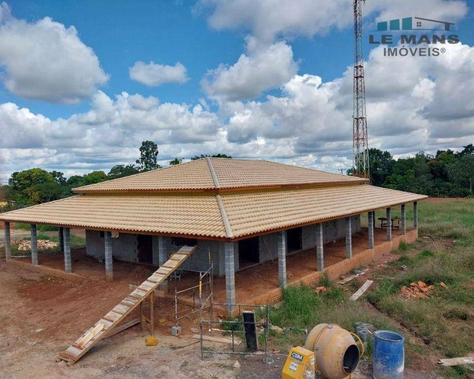 Chácara à venda com 4 quartos, 550m² - Foto 3